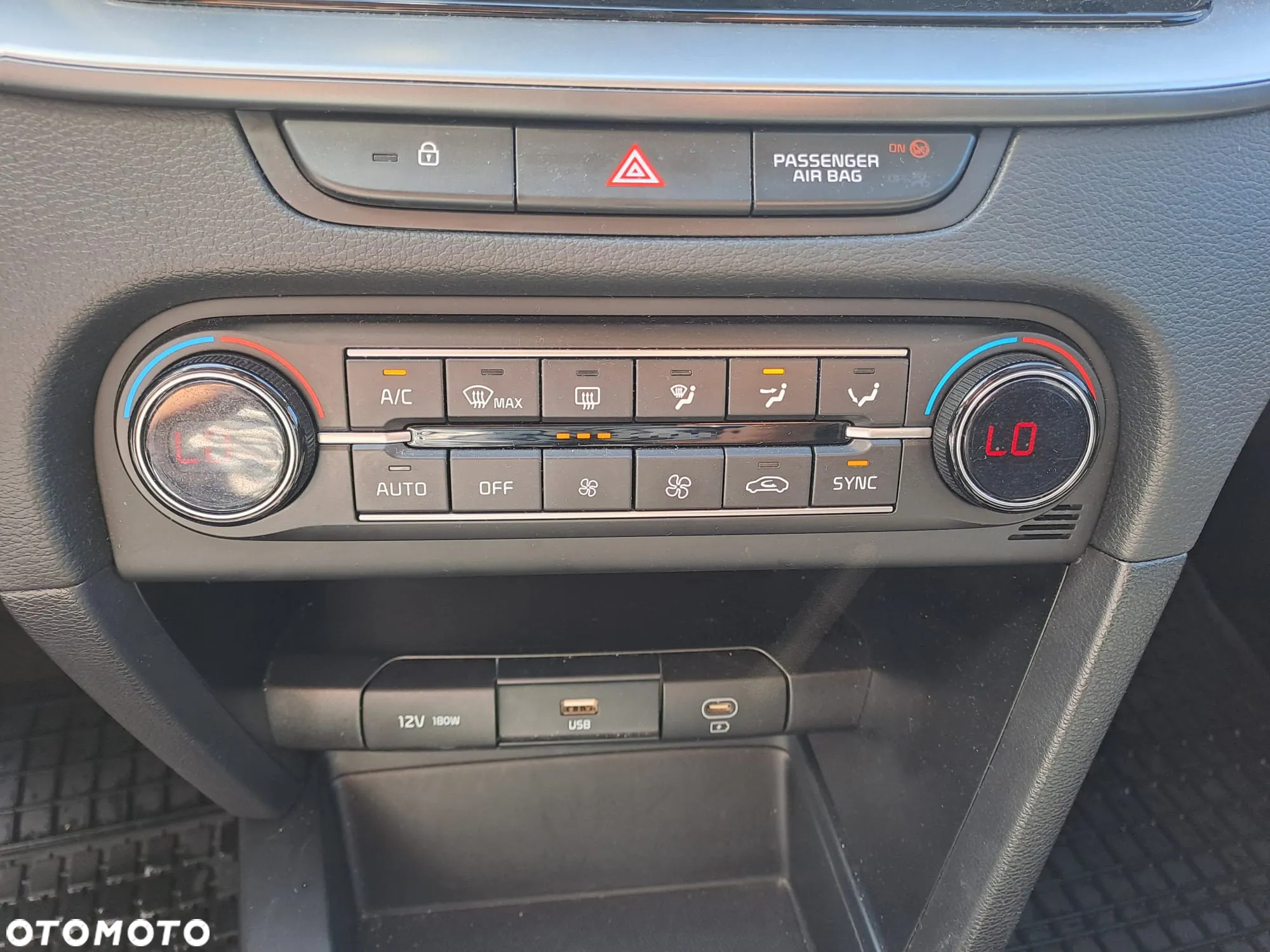Kia Ceed 1.5 T-GDI M - 8