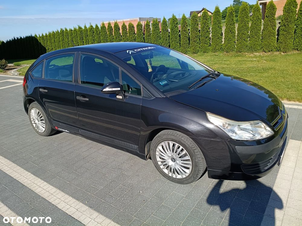 Citroën C4 1.6 16V Confort - 21