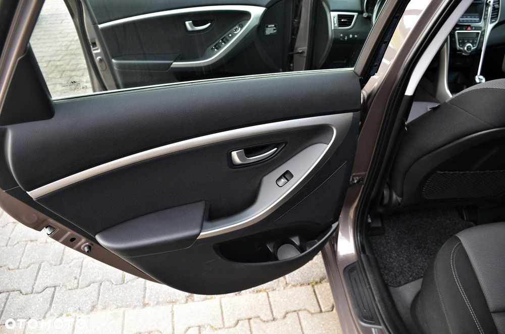 Hyundai i30 - 21