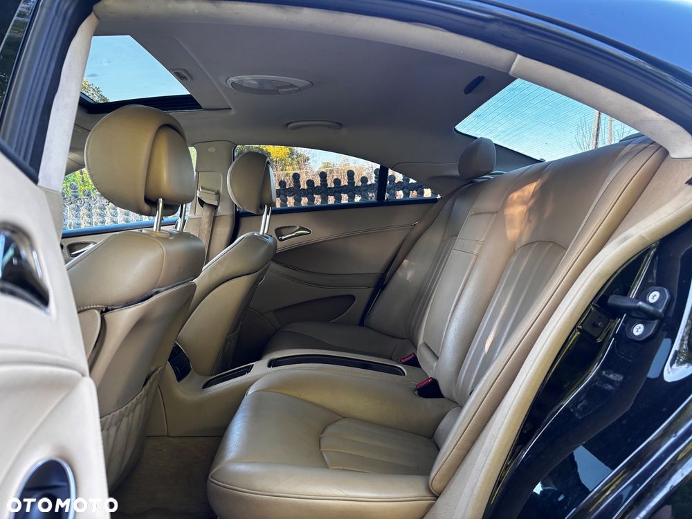 Mercedes-Benz CLS 350 CGI 7G-TRONIC - 12