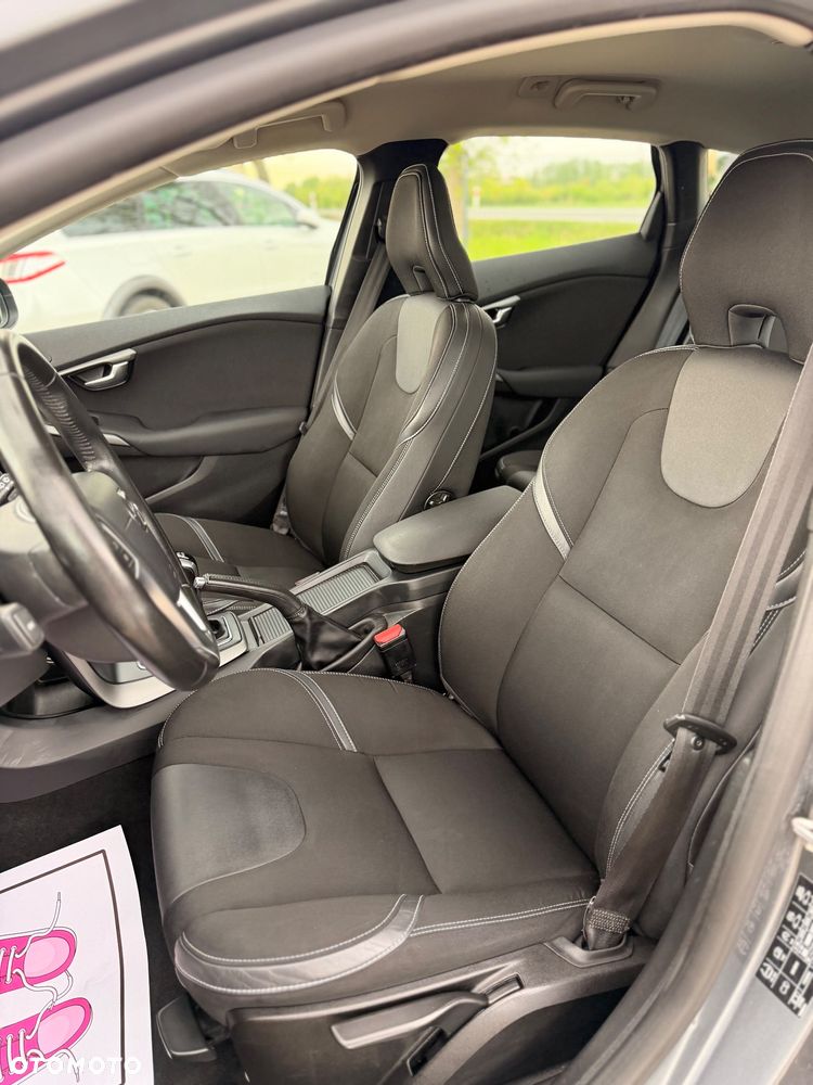 Volvo V40 - 10