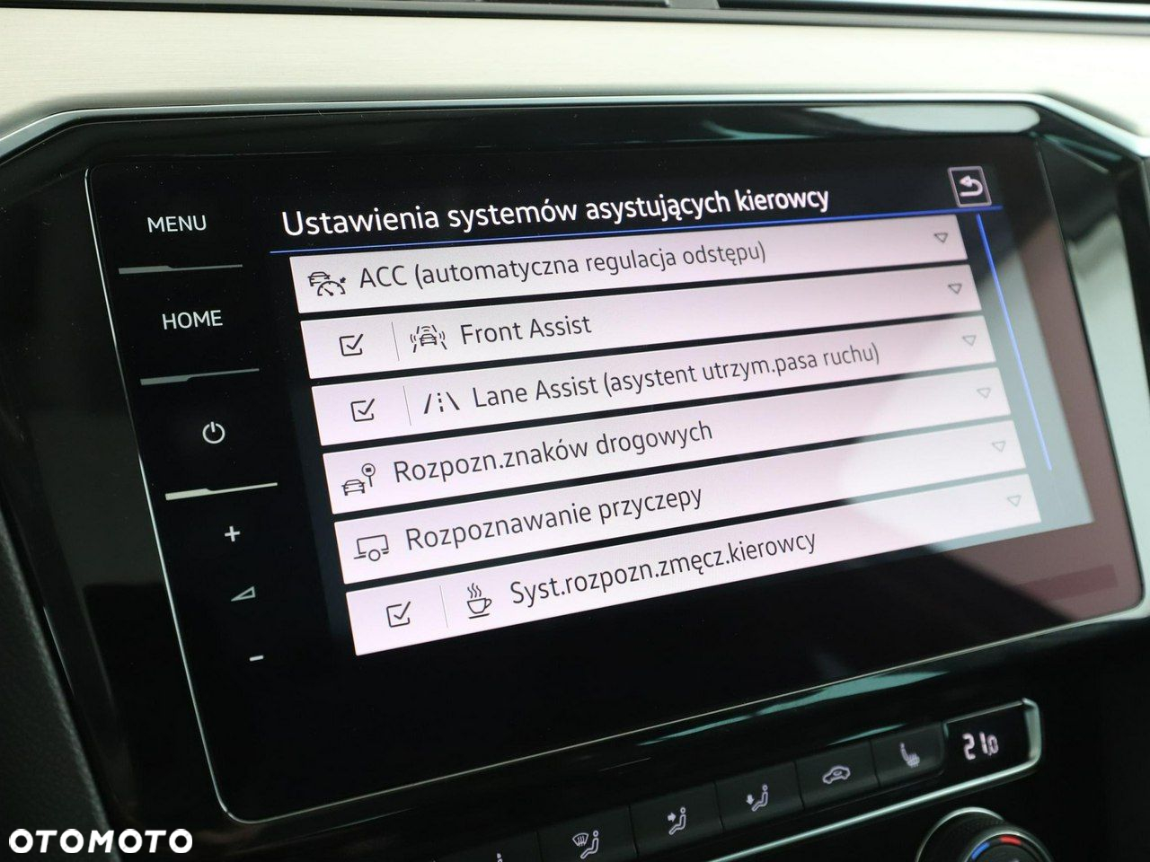 Volkswagen Passat Variant 2.0 TDI SCR 4Motion DSG Elegance - 27