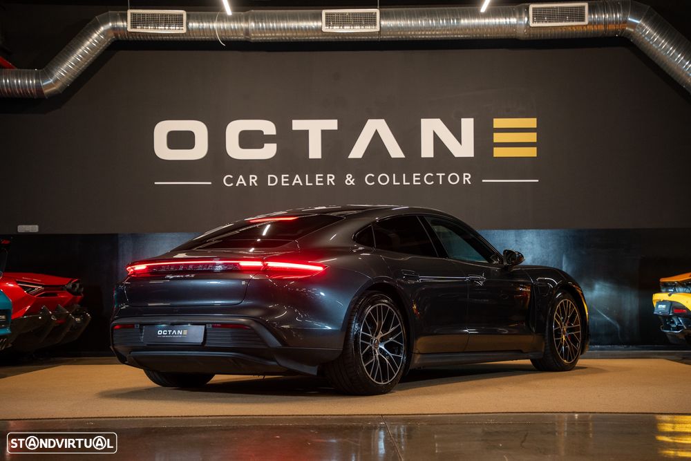 Porsche Taycan 4S - 5