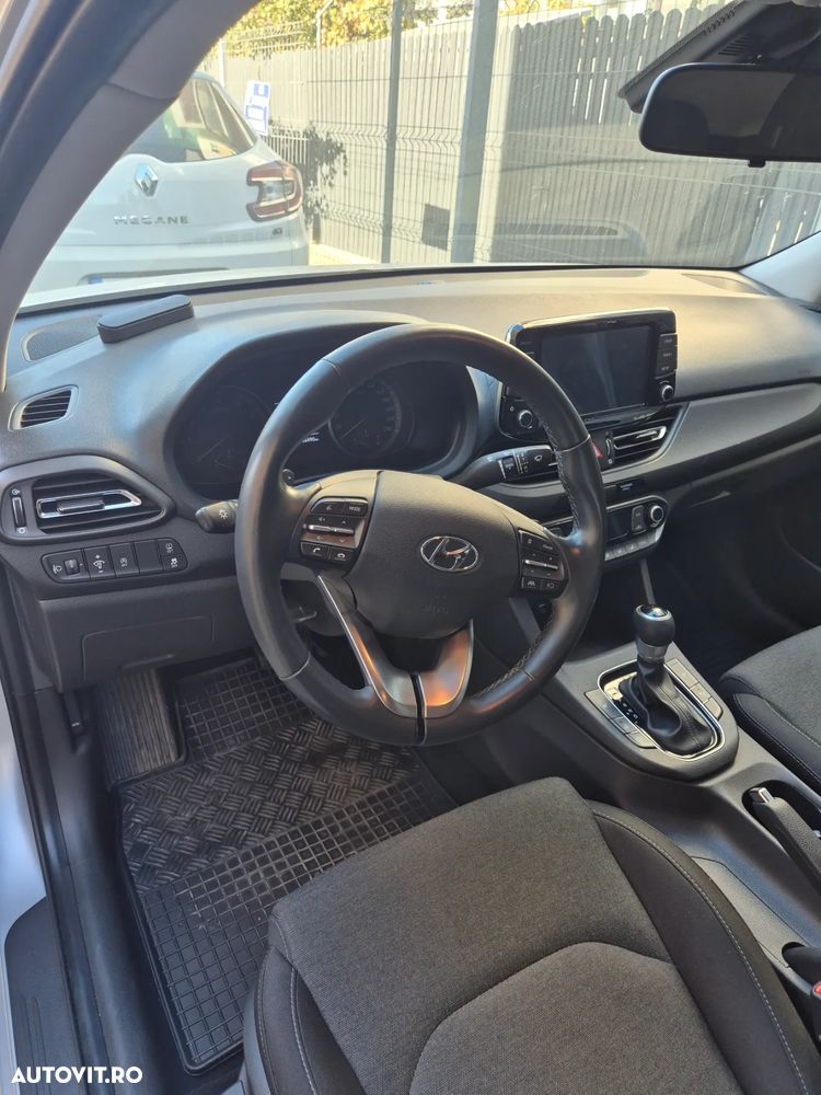 Hyundai i30 Fastback 1.5 T-GDI MHEV 160CP 7DCT Highway - 11