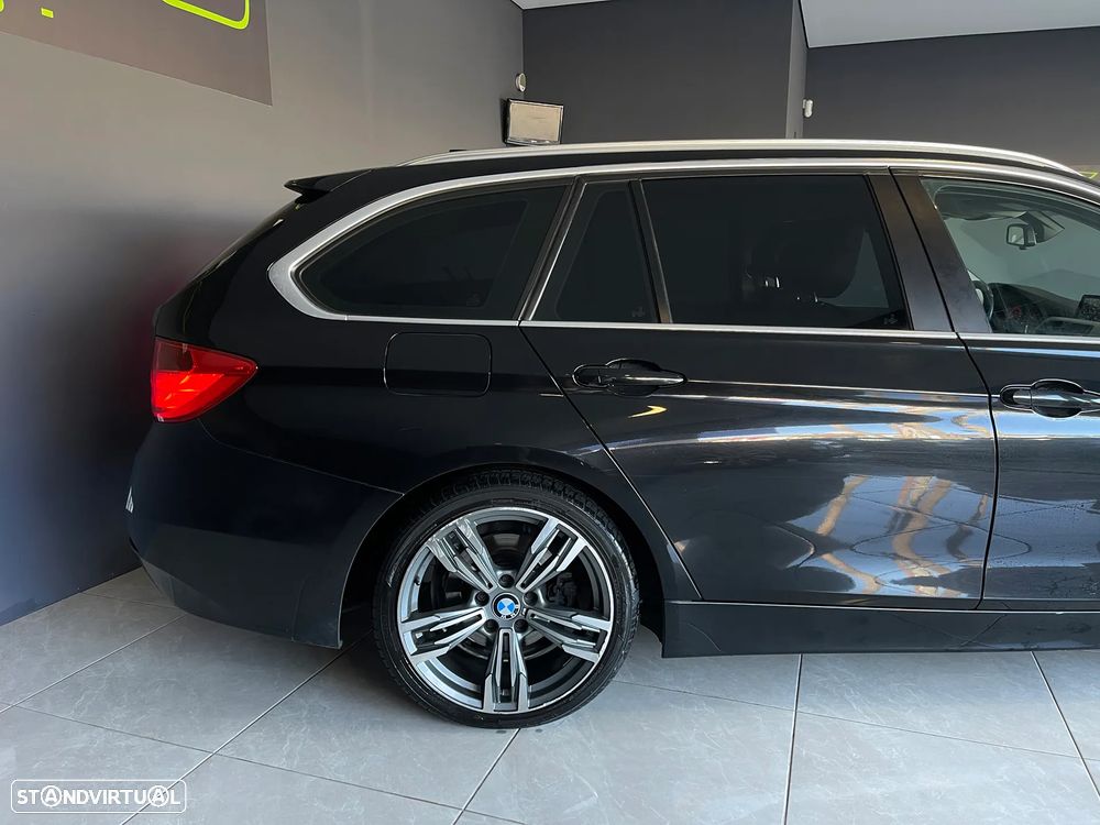 BMW 320 d Touring Sport Auto - 4