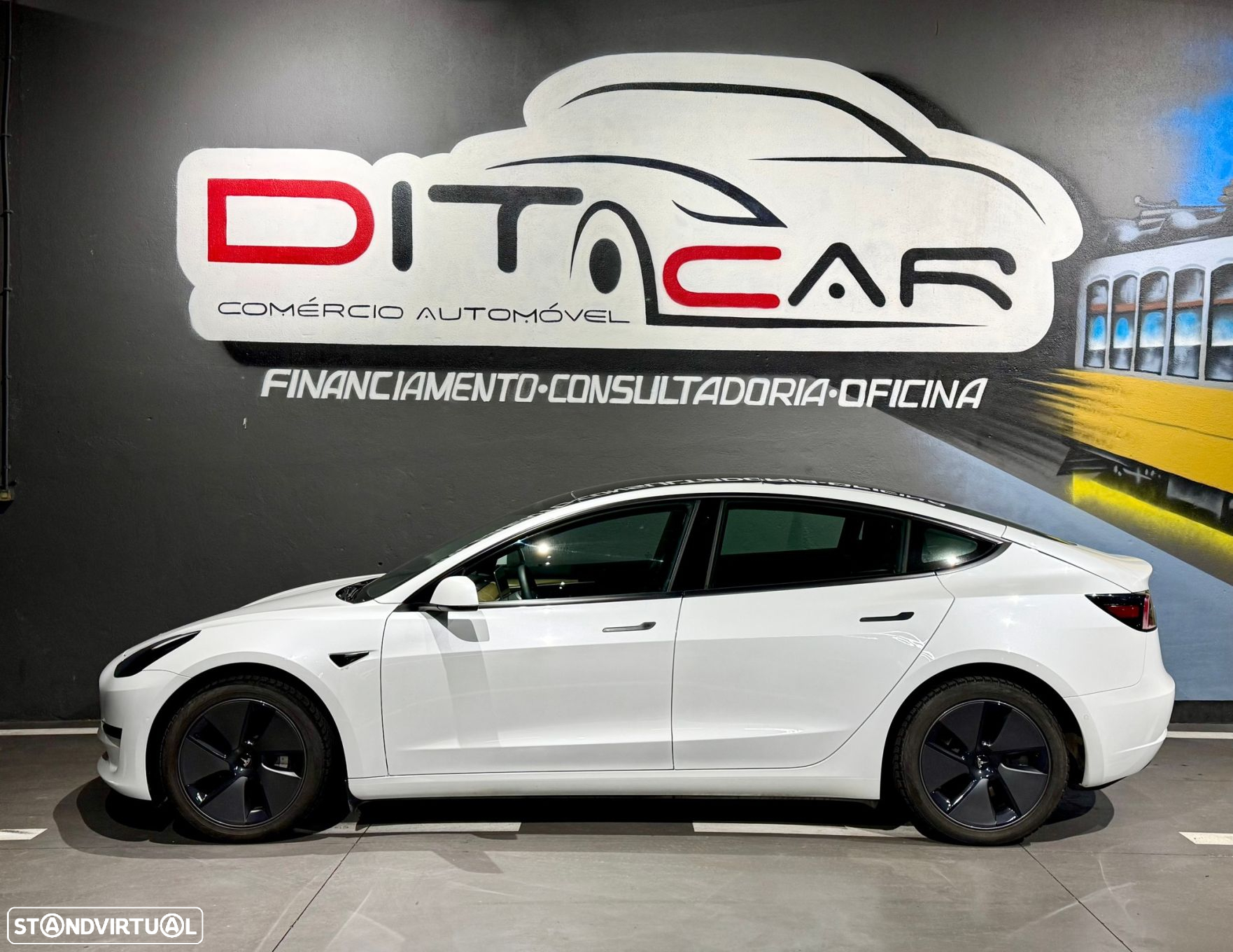 Tesla Model 3 Standard Range Plus RWD - 5