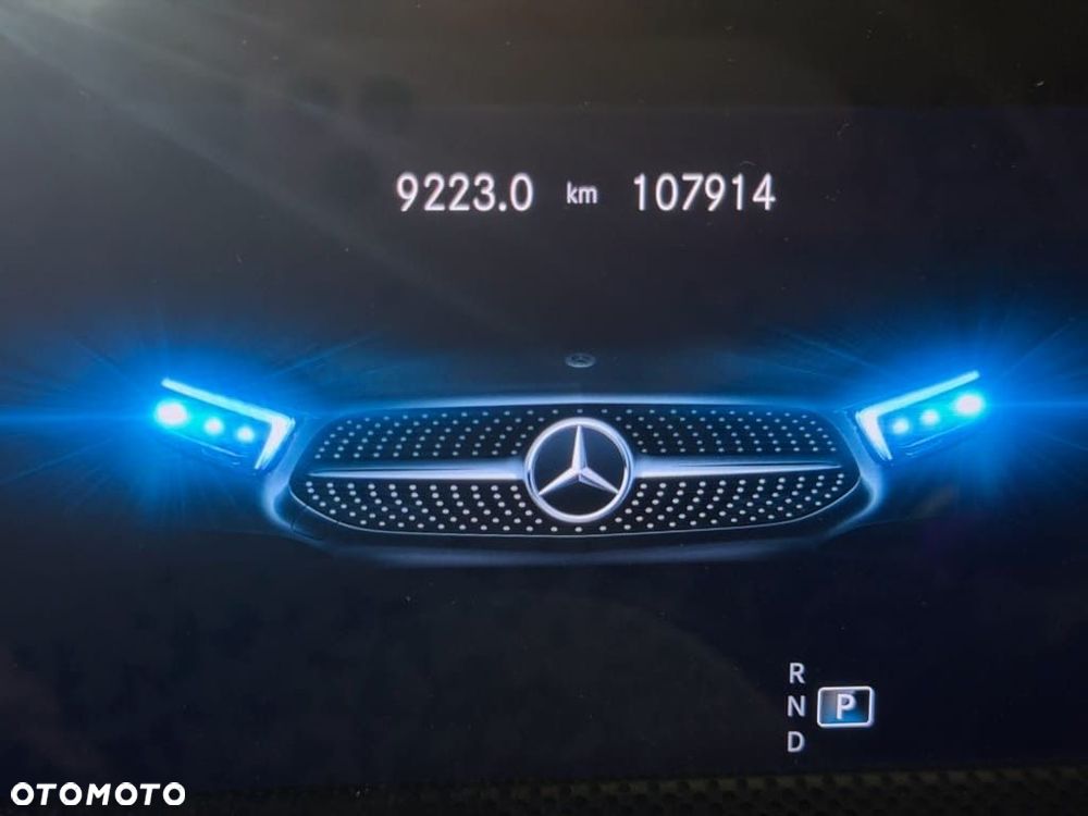 Mercedes-Benz Klasa A 250 AMG Line 7G-DCT - 11