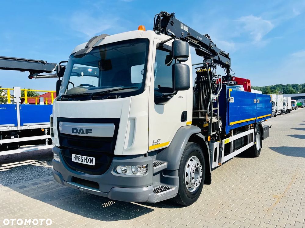DAF CF LF 18.250 Euro 6 skrzyniowy + HDS HIAB 122 // 4x2 // manual // klima // resor // Anglik !!! // kran Krane żuraw dzwig - 7