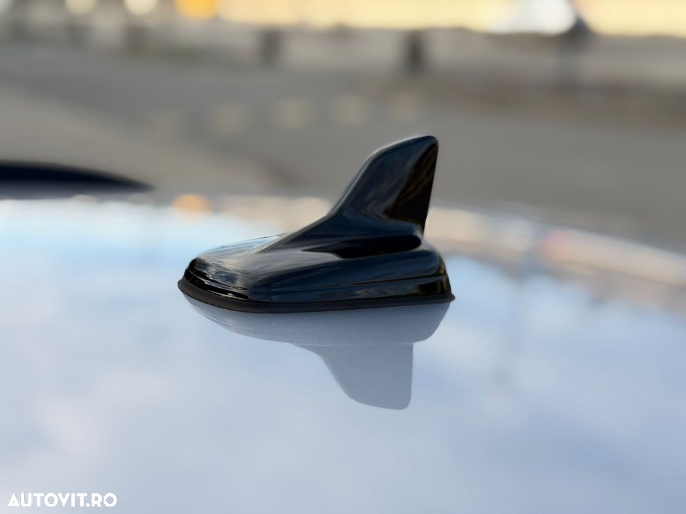 Audi A4 40 TDI S tronic S line - 27