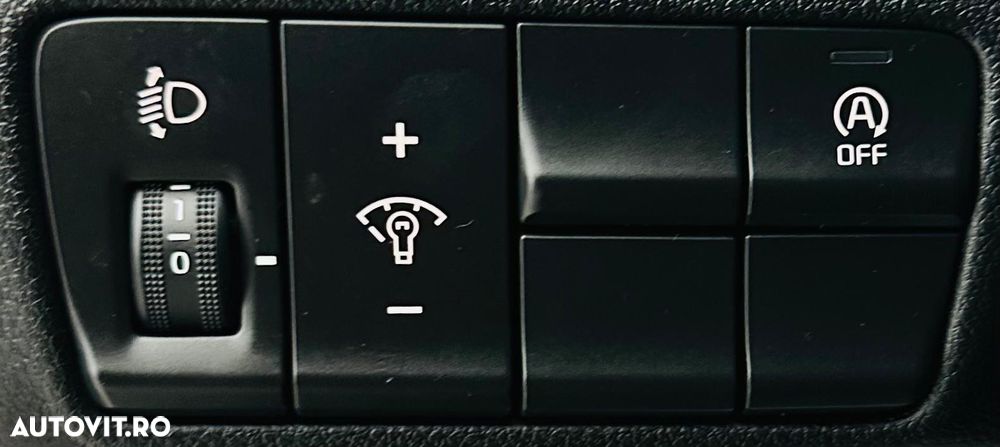 Kia Sportage 1.6 GDI 2WD Attract - 12