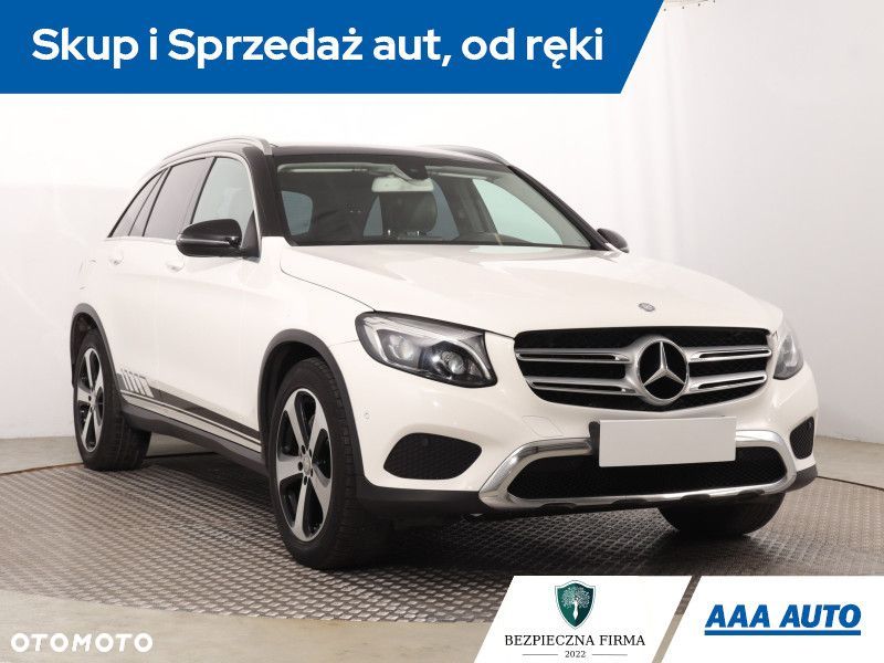 Mercedes-Benz GLC - 3
