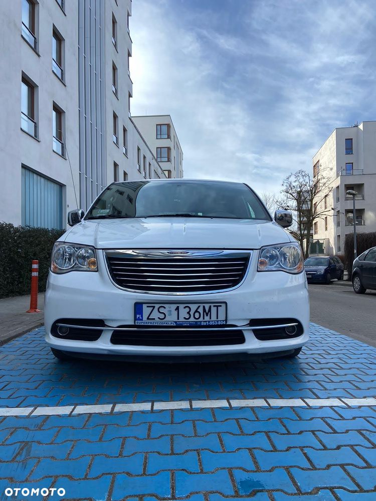 Chrysler Town & Country 3.6 Limited - 3