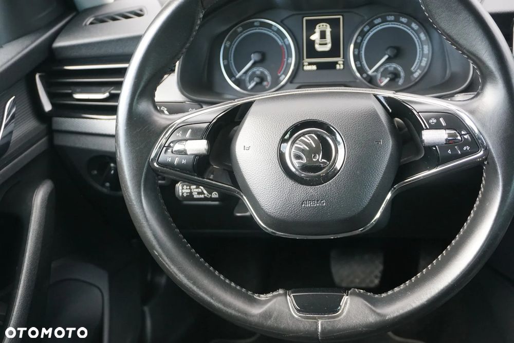 Skoda Kamiq 1.0 TSI Ambition DSG - 18