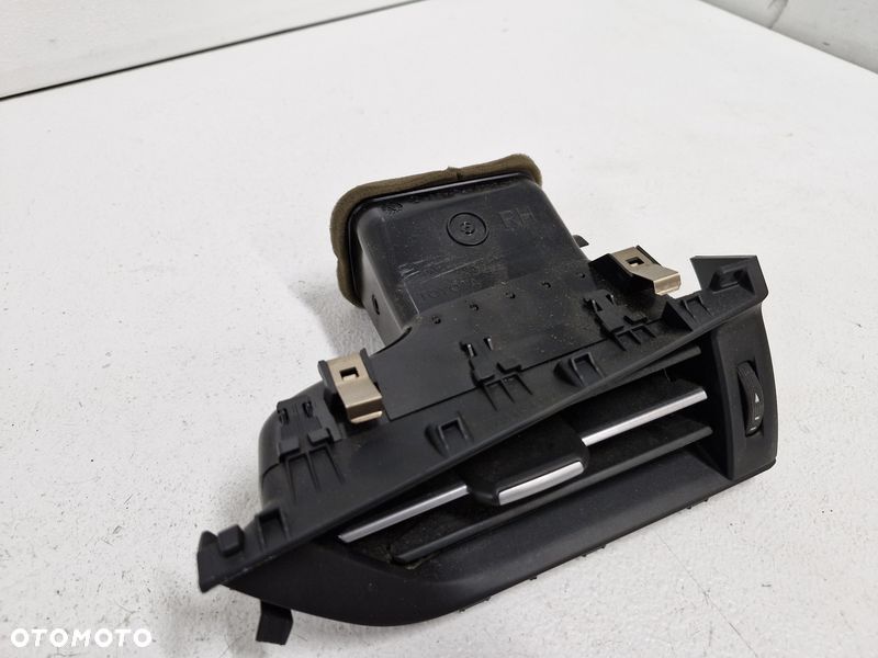 toyota avensis t27 lift t29 kratka nawiewu prawa 55650-05170 - 2