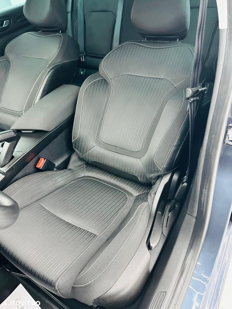 Renault Megane ENERGY TCe 130 LIMITED - 18