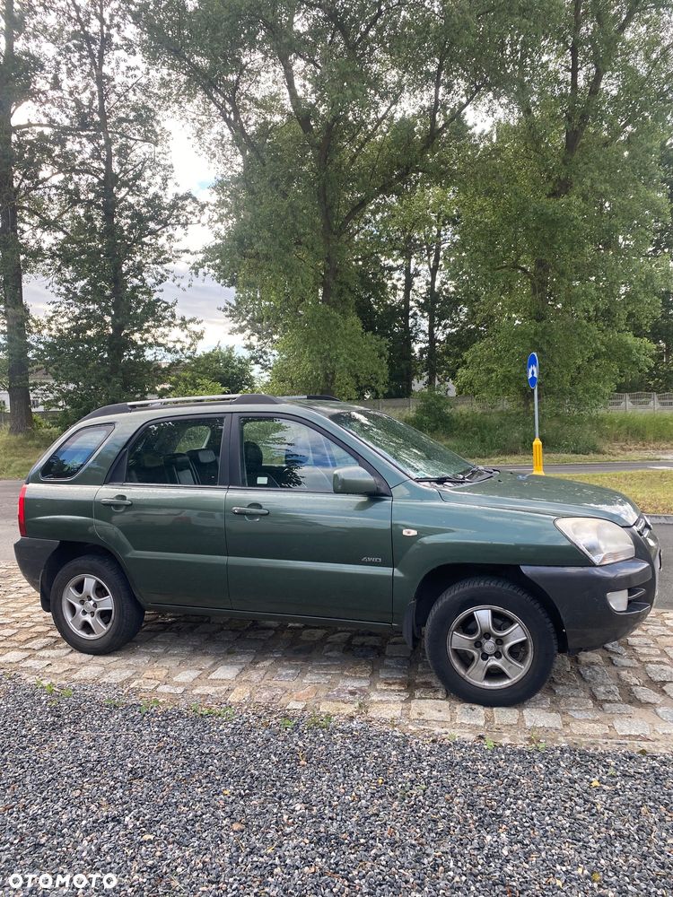 Kia Sportage 2.0 CRDi Tour - 4