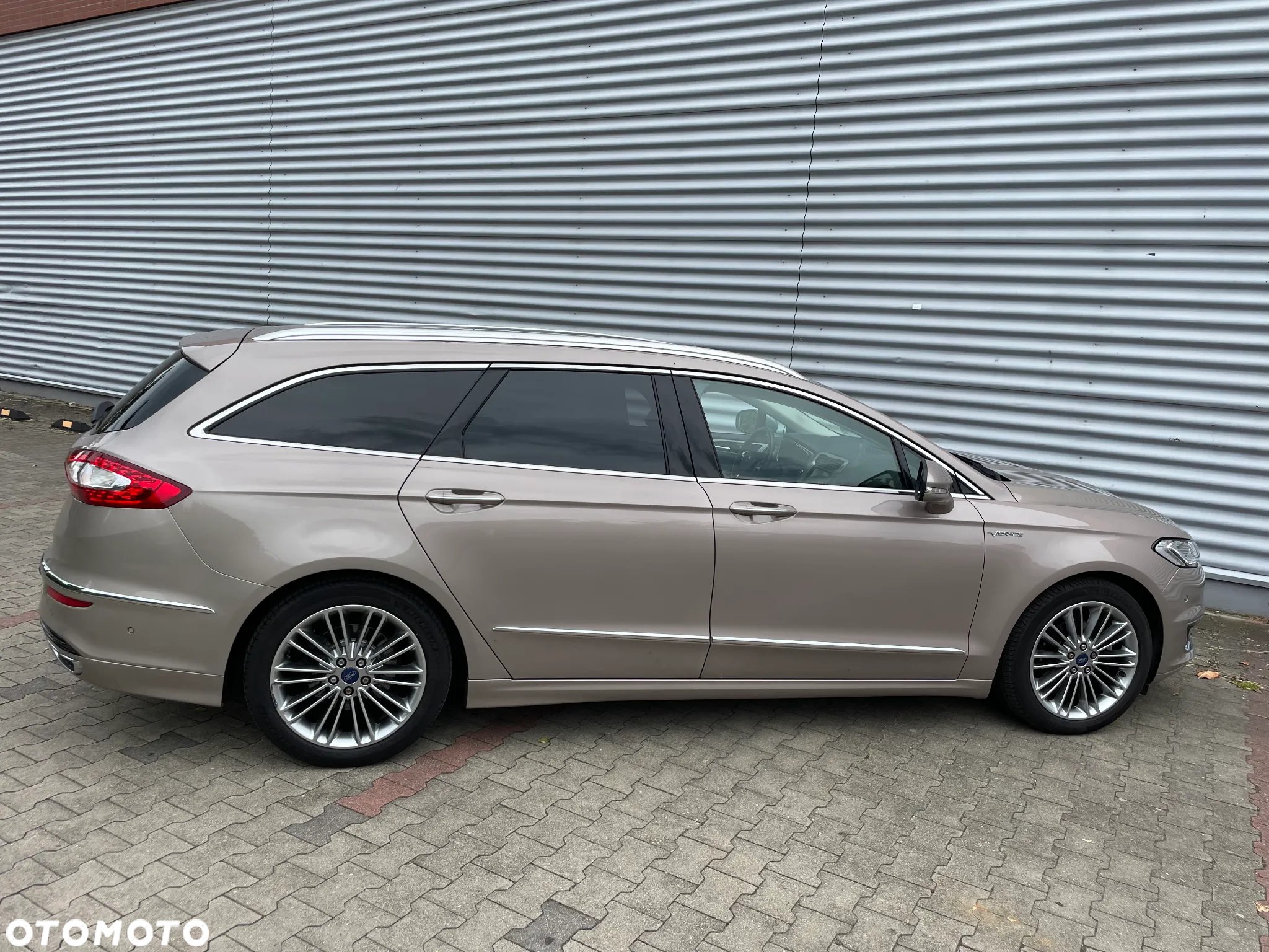 Ford Mondeo Turnier TDCi Bi-Turbo PowerShift-Aut Vignale - 23