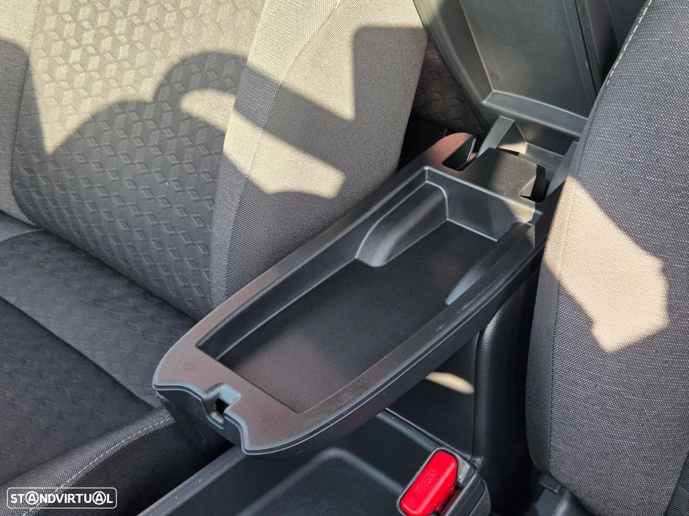 Toyota Yaris - 29