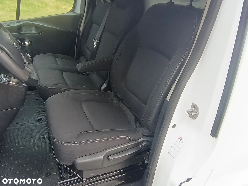 Opel Vivaro - 15