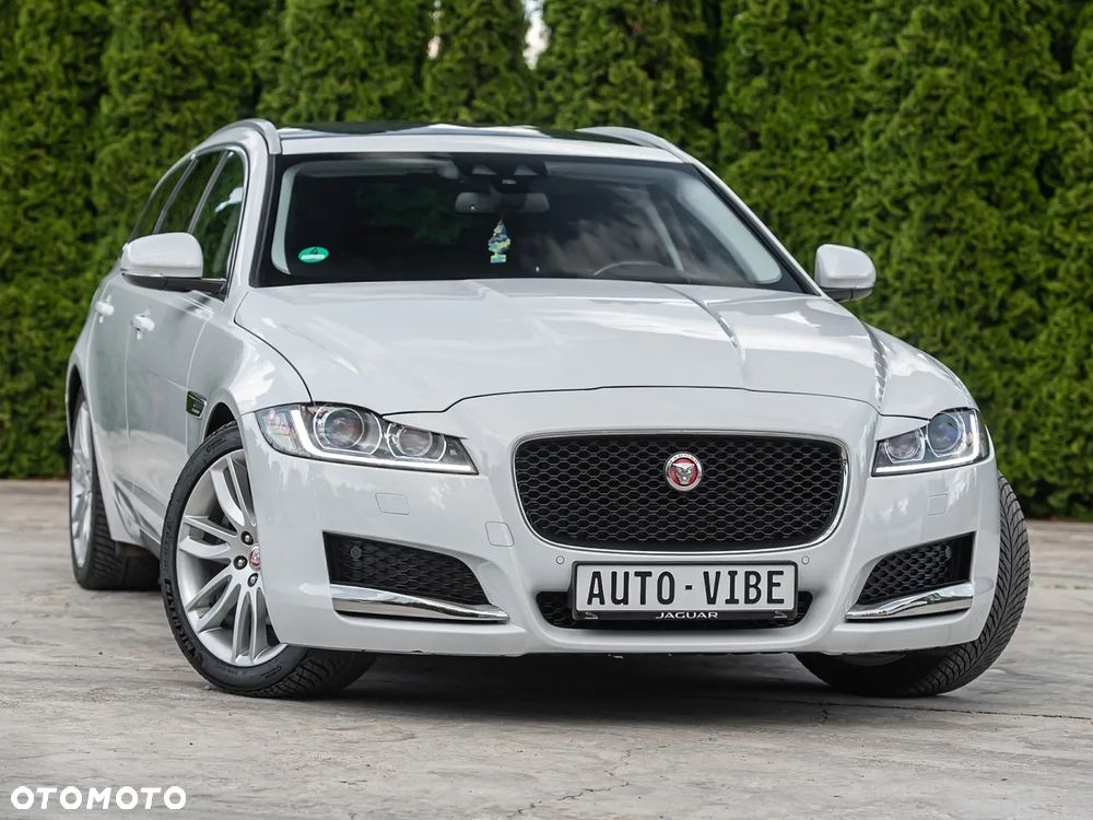 Jaguar XF 25d AWD Prestige - 2
