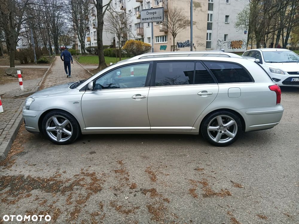 Toyota Avensis 2.2 D-CAT Sol plus NAVI - 8
