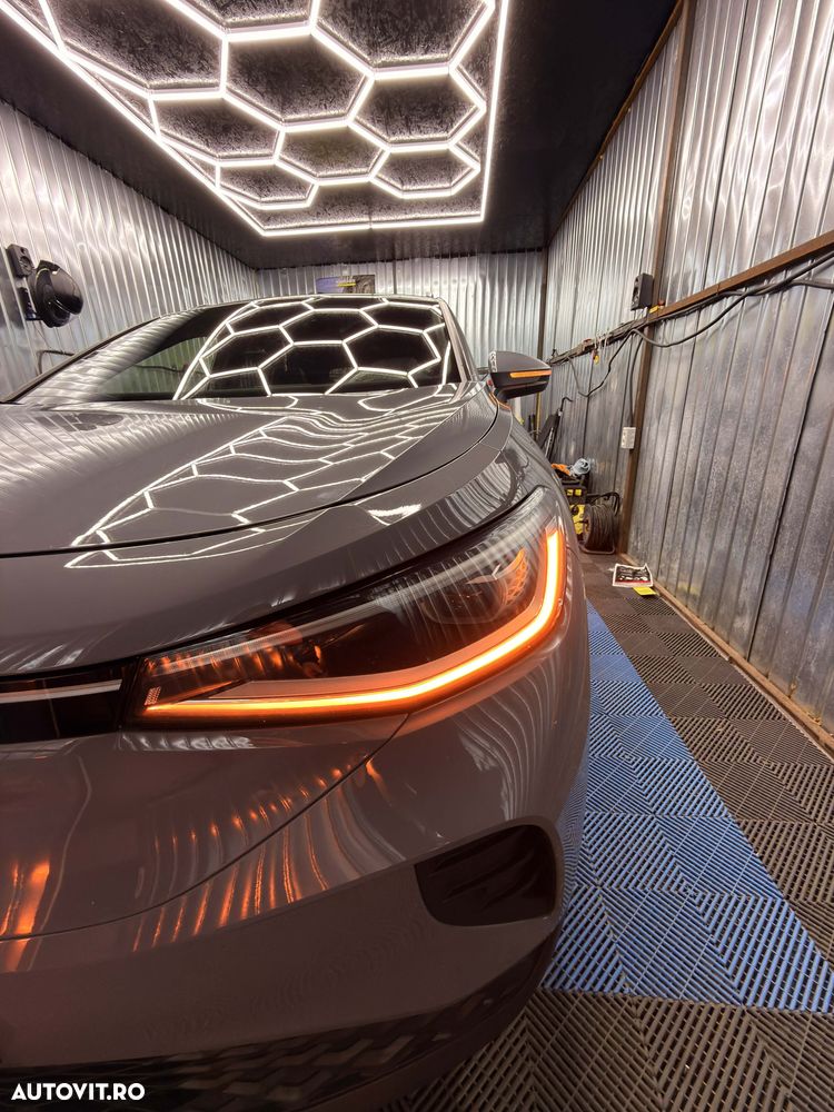 Volkswagen ID.4 Pro - 2