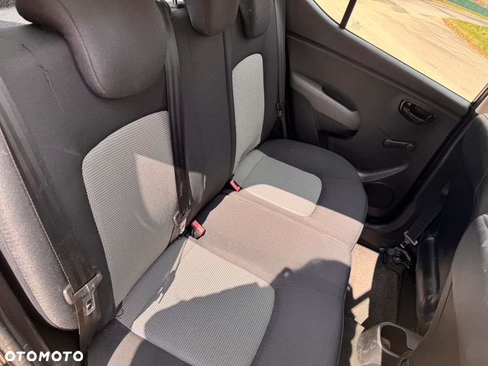 Hyundai i10 1.1 Classic - 10