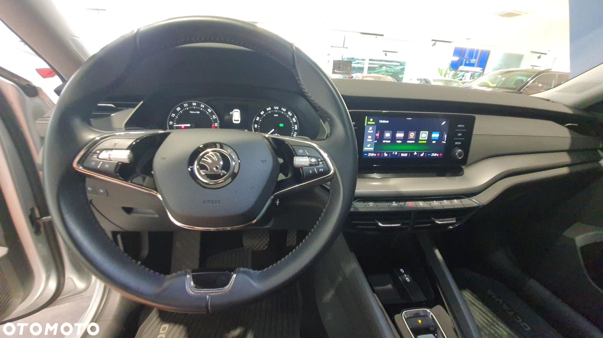Skoda Octavia 2.0 TDI Ambition DSG - 13