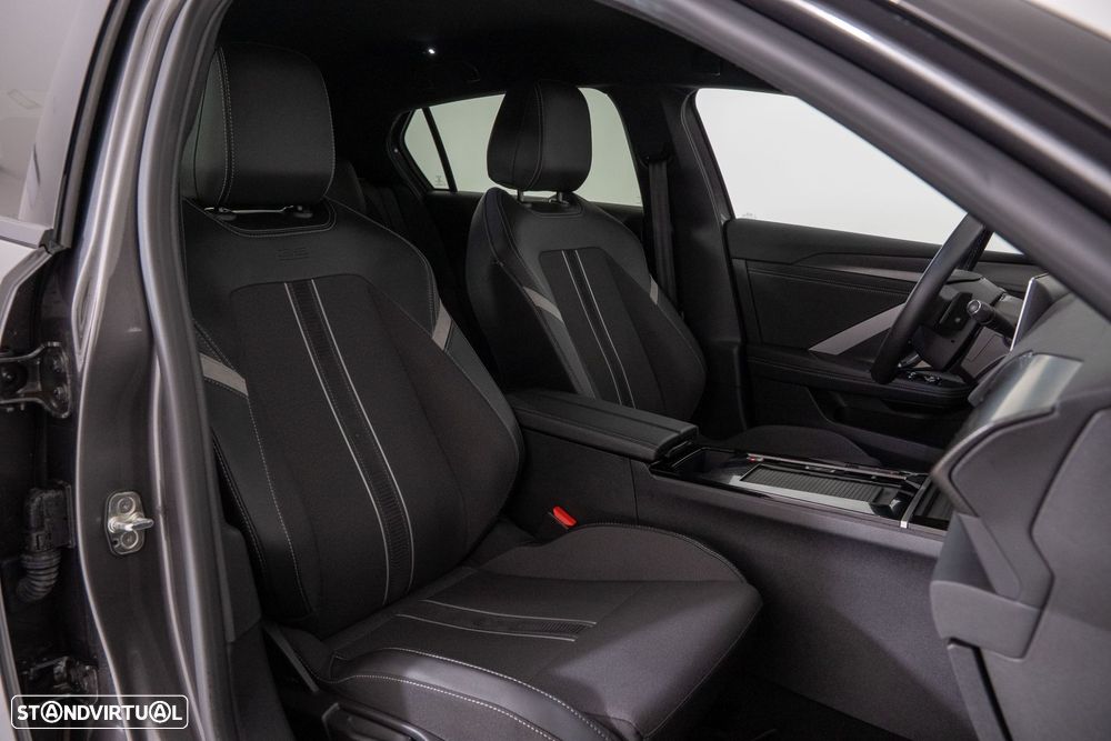 Opel Astra 1.5 D GS Aut. - 22