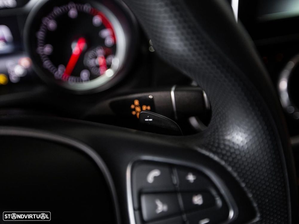 Mercedes-Benz CLA 200 - 15