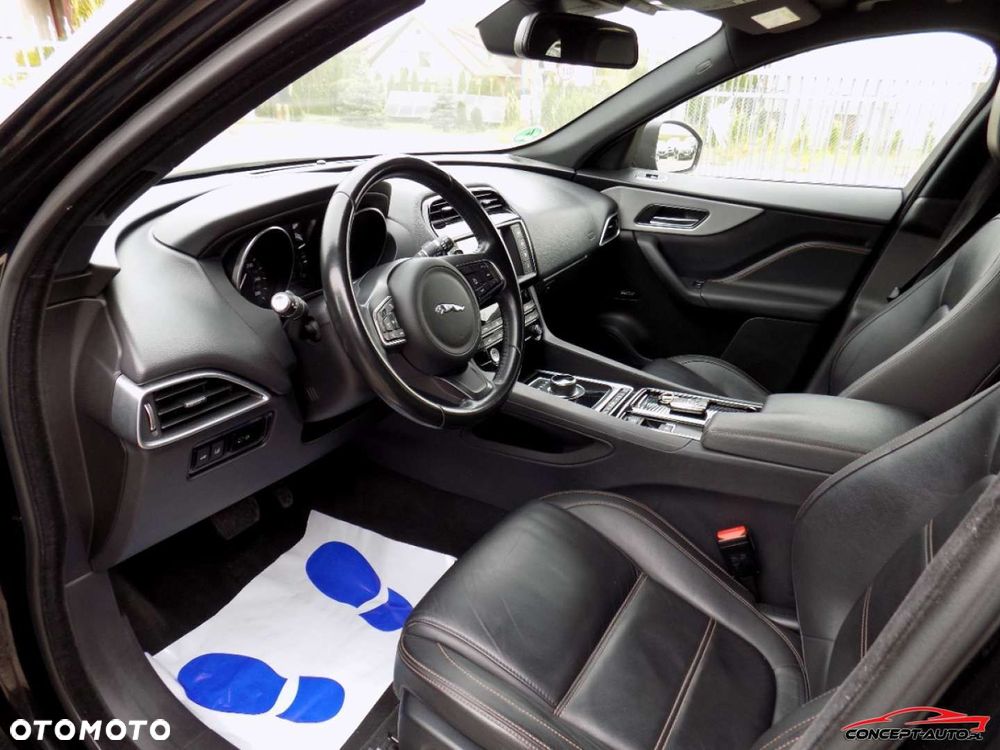 Jaguar F-Pace - 18