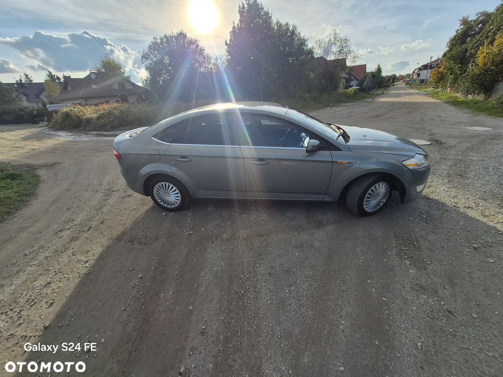 Ford Mondeo Hatchback 07-10 - 6