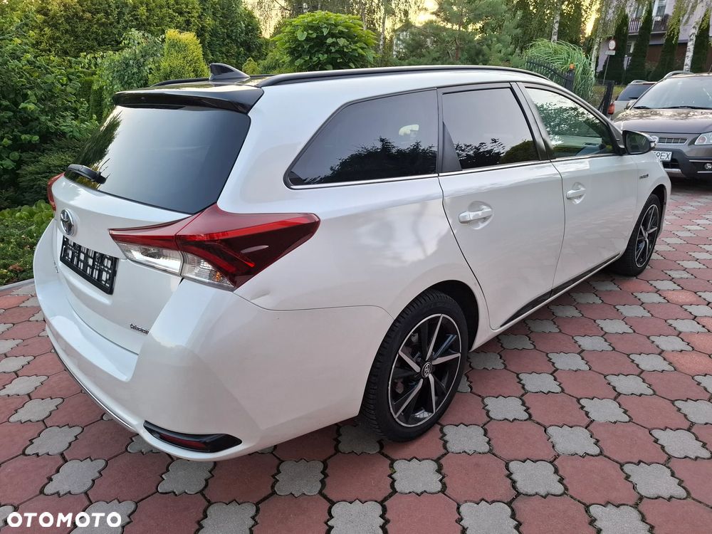 Toyota Auris - 8