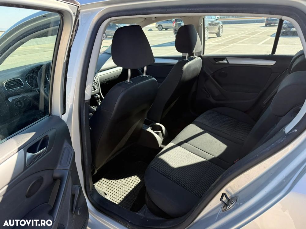 Volkswagen Golf 2.0 TDI DPF Trendline - 10