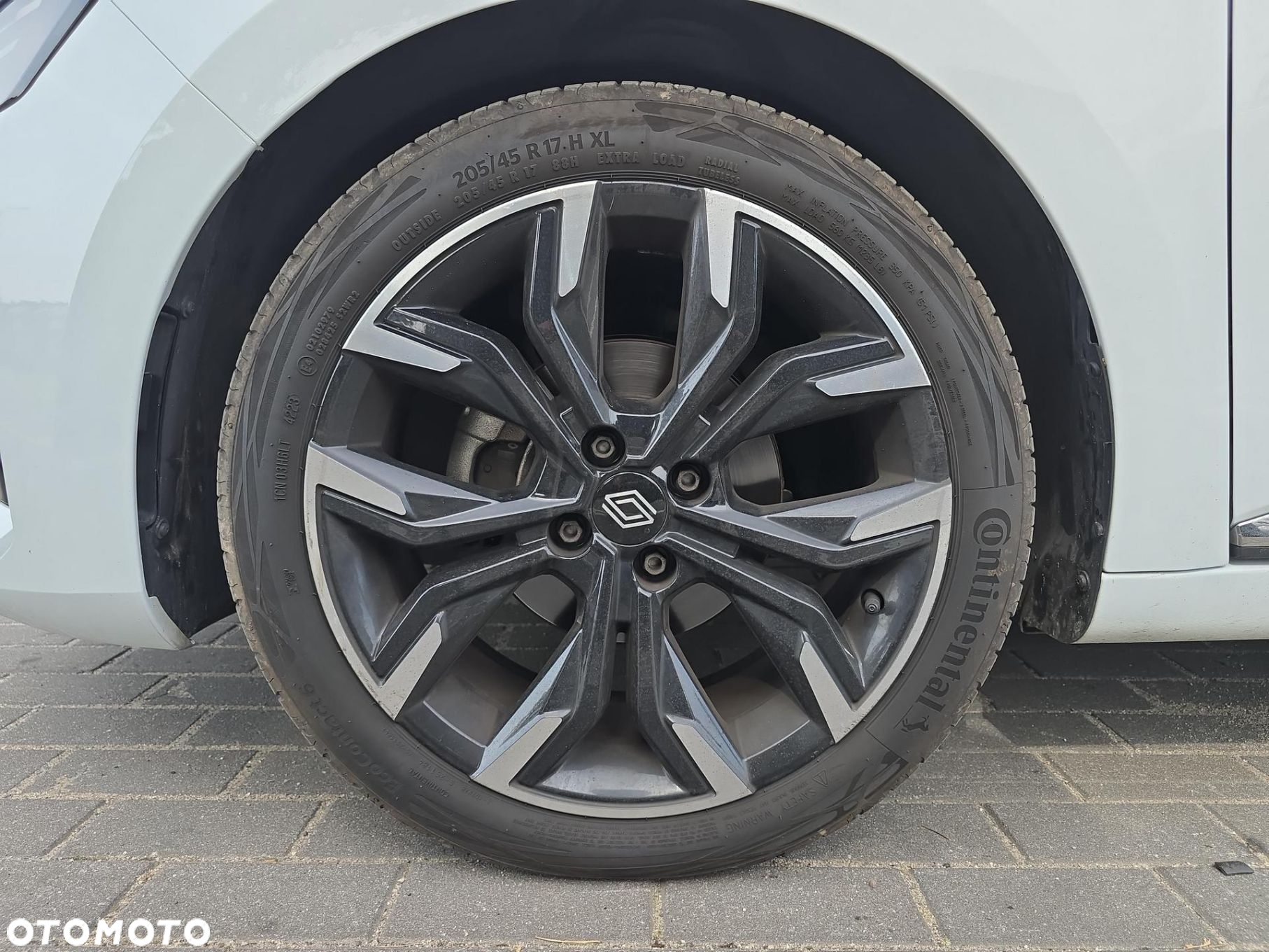 Renault Clio 1.0 TCe Techno - 9