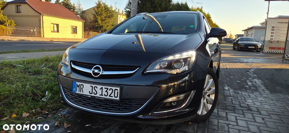 Opel Astra 1.7 CDTI DPF Exklusiv - 1