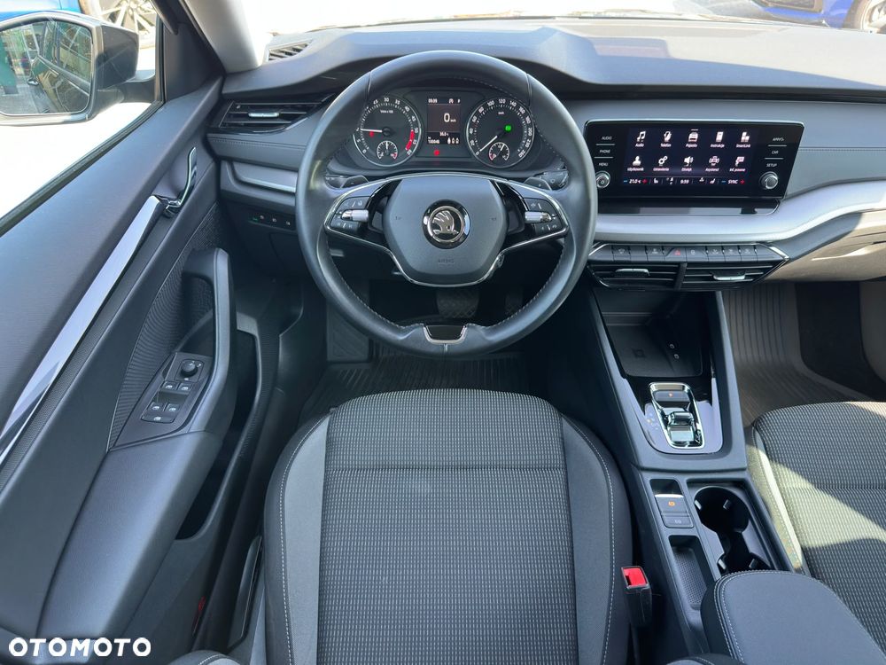 Skoda Octavia 2.0 TDI Ambition DSG - 10