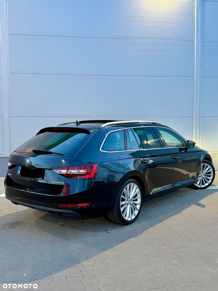 Skoda Superb 2.0 TDI DSG Style - 9