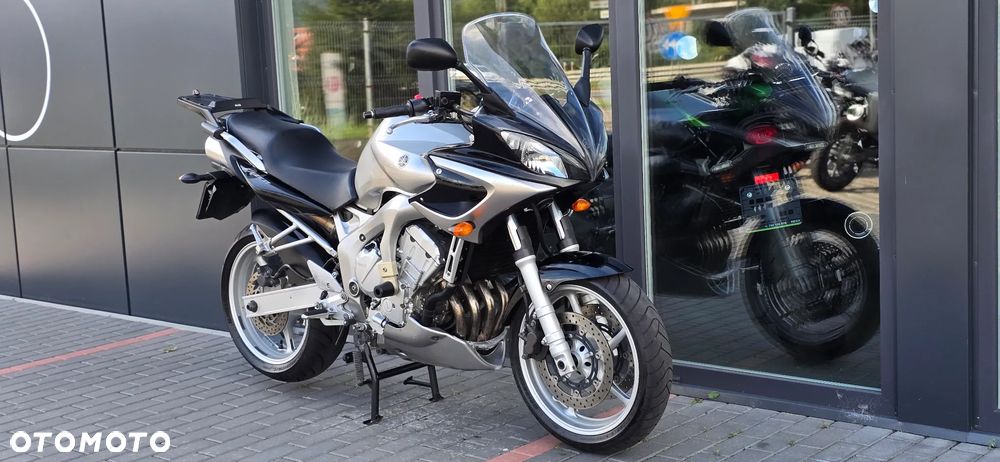 Yamaha FZ6 - 6