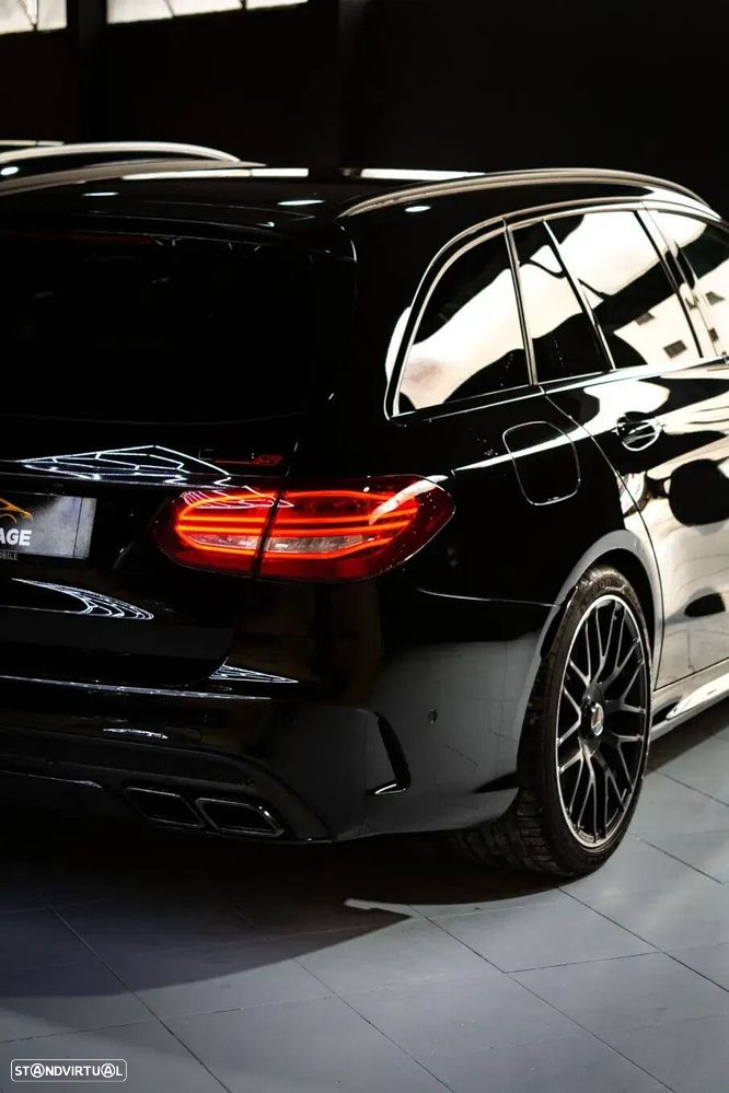 Mercedes-Benz C 63 AMG S - 23