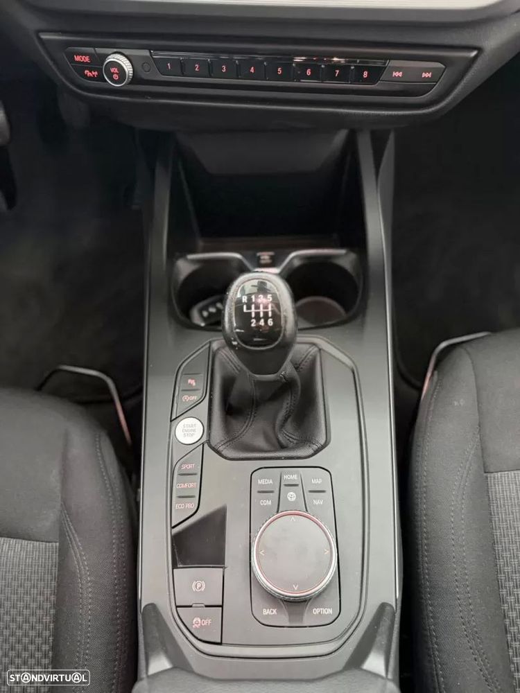BMW 116 d Line Luxury - 26