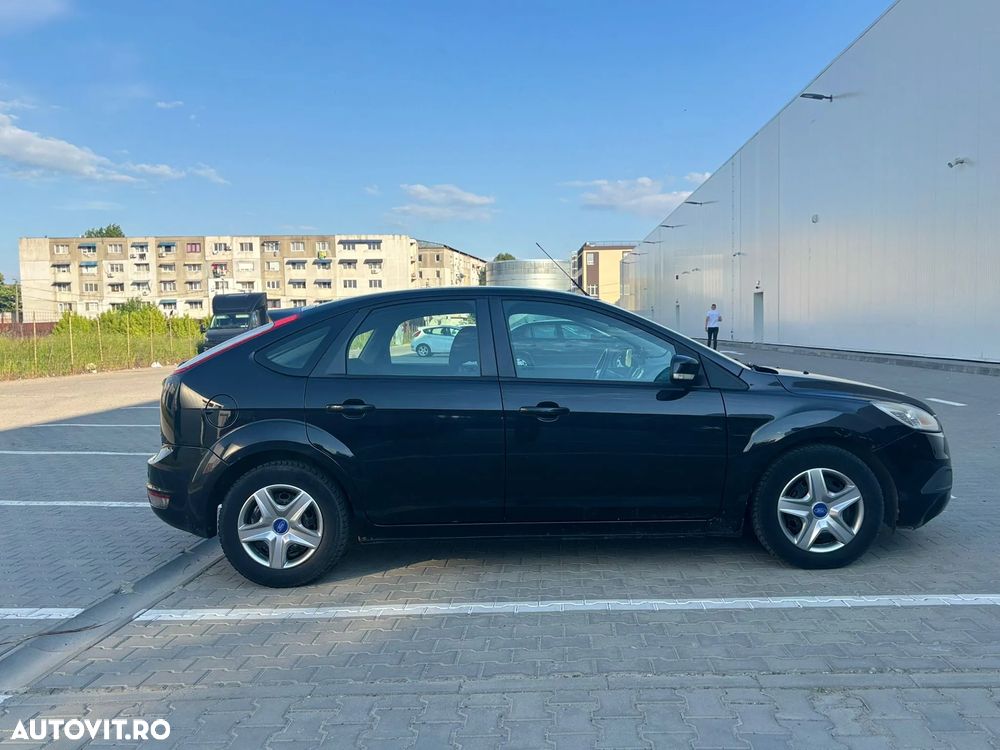 Ford Focus 1.6 TDCI Ambiente - 2