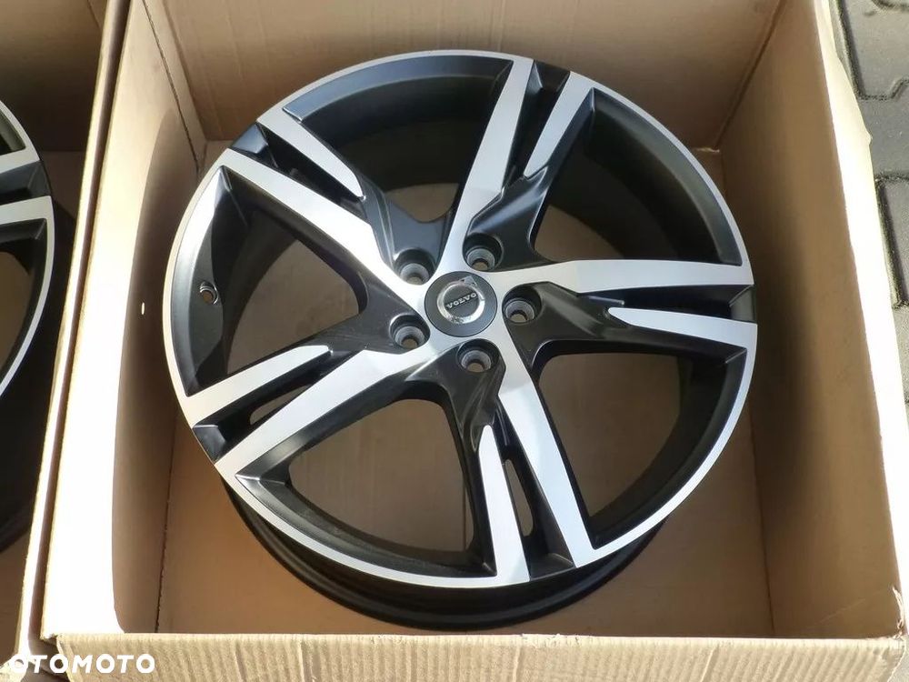 VOLVO XC60 V90 S90 S60 XC40 7,5X19 ET50,5 - 4