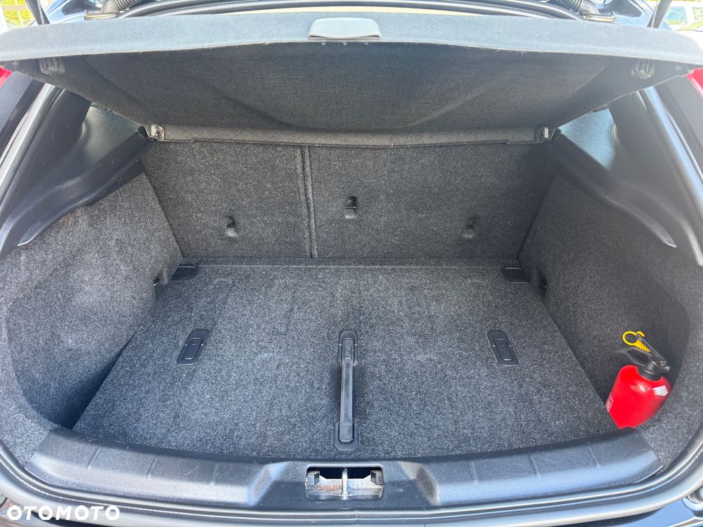 Volvo V40 Cross Country D2 Geartronic Summum - 38