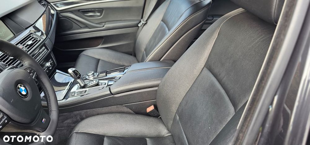 BMW Seria 5 520d Modern Line - 19