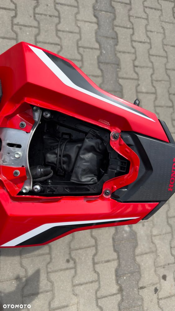 Honda CBR - 23