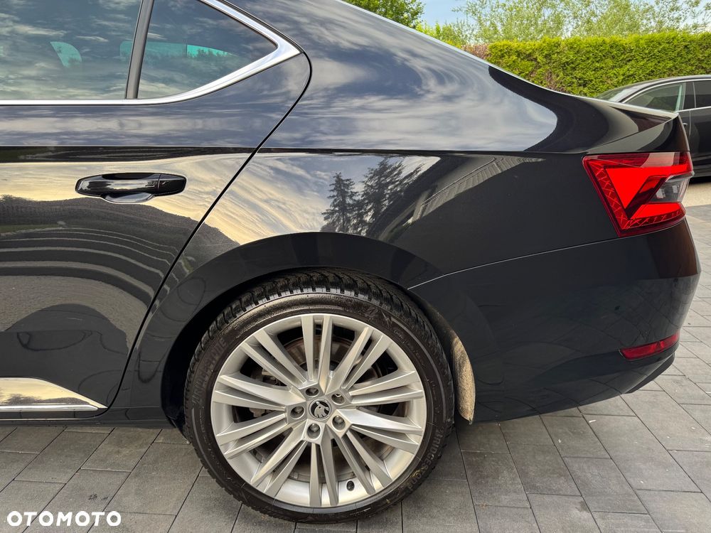 Skoda Superb 2.0 TSI 4x4 L&K DSG - 37