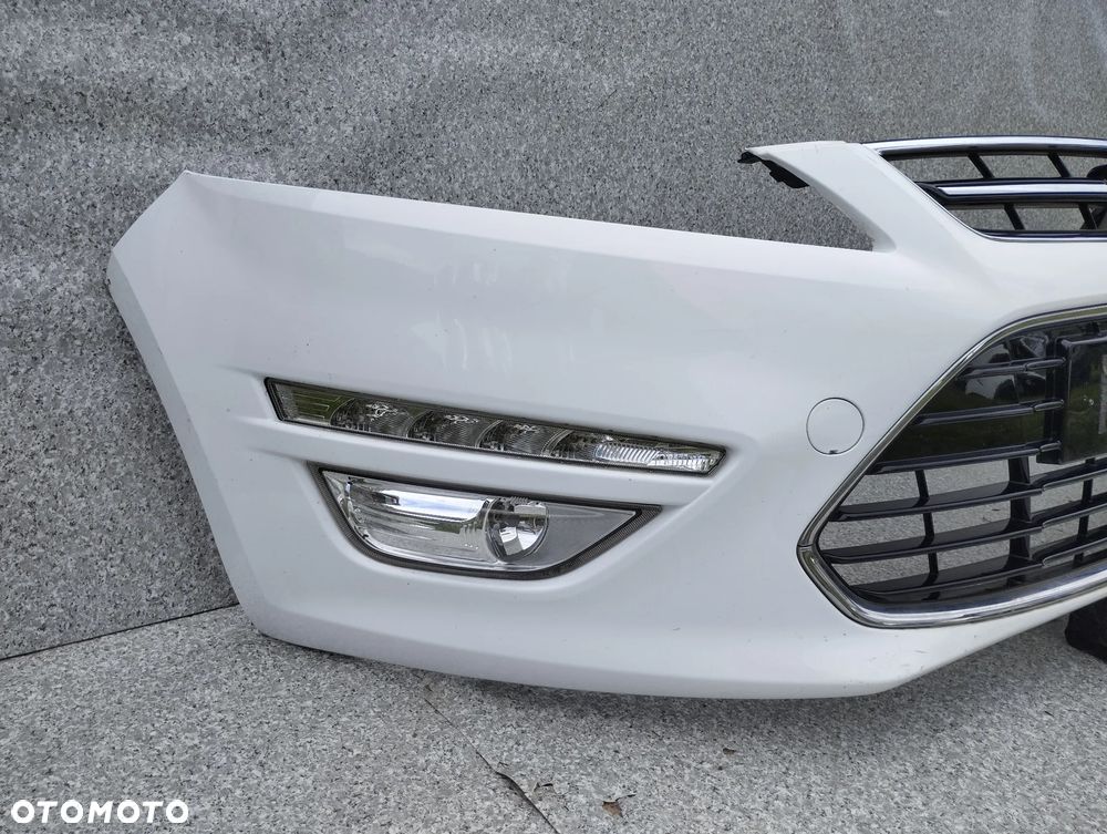 Ford Mondeo MK4 Lift 10-14r zderzak przód przedni LED - 2