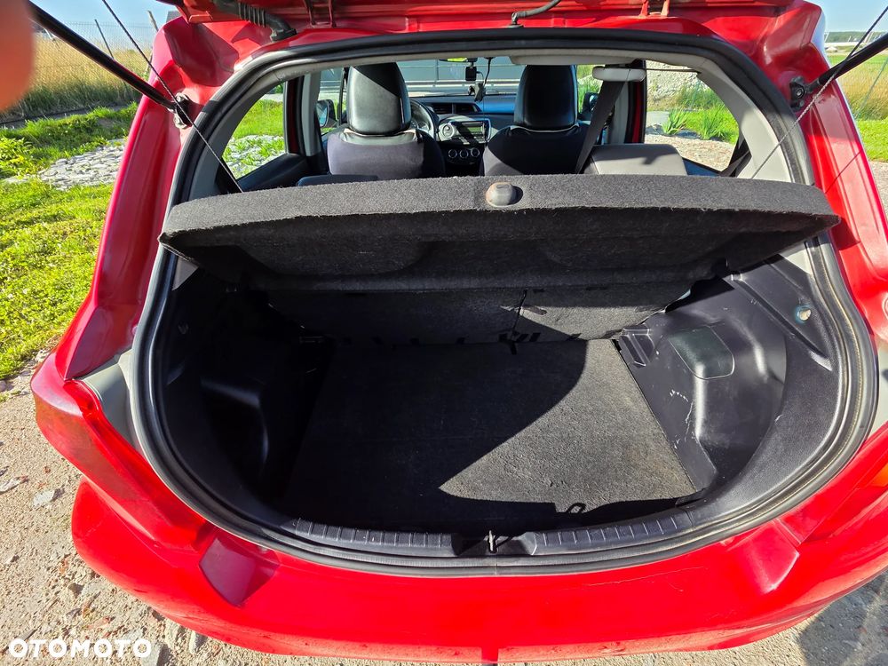 Toyota Yaris 1.0 Luna - 12