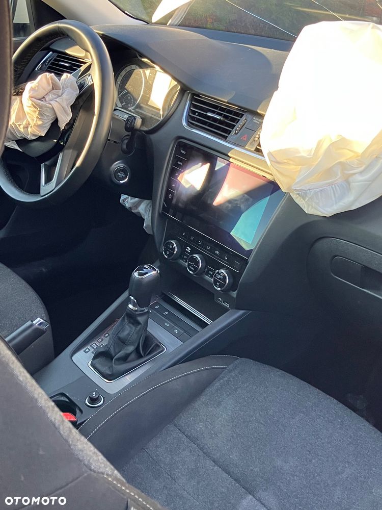 Skoda Octavia 2.0 TDI DSG Soleil - 10